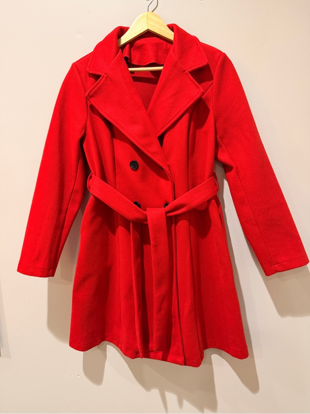 Red Trench Coat Autumn Fall Winter Layering Parisian Parisian Preppy Feminine